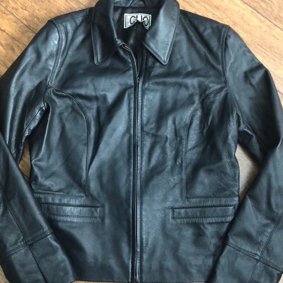 Vintage Black Leather Jacket - Picture 2 of 4